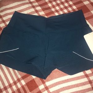 Lululemon Motionful short